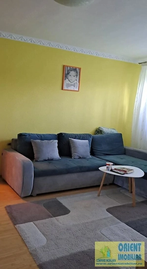 Tomis 3, de vanzare 2 camere, etaj 3, gaze, mobilat