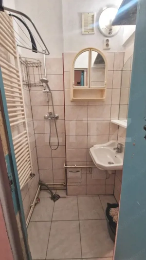 Garsoniera cu centrala proprie noua, balcon si baie in camera - Astra  - imagine 6