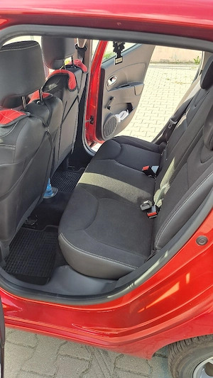 Renault Clio 1.2 benzina, an 2014, 34000km - imagine 11