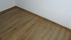 Inchiriez apartament in Vila in Deva, zona ultracentrala, curte comuna,  - imagine 4