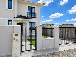 Casa jumatate duplex