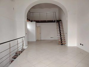 Spațiu Comercial central Piata 1 Decembrie