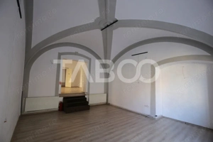 Spatiu comercial de inchiriat in zona Centrala 75mpu Sibiu
