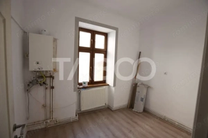 Spatiu comercial de inchiriat in zona Centrala 75mpu Sibiu - imagine 5