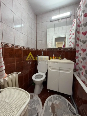 Sector 3 Apartament 4 camere 2 bai 81,5 mp - imagine 15