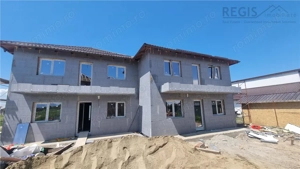 Duplex de 4 camere in zona Sanpetru - imagine 2