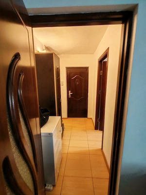Vând apartament 2 camere, Tăndărei, jud. Ialomița