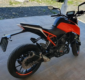 Ktm Duke 125 - imagine 3