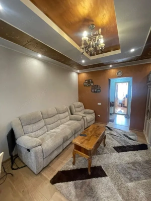 Apartament decomandat cu 3 camere, etaj 3, 2 băi, balcon și boxă
