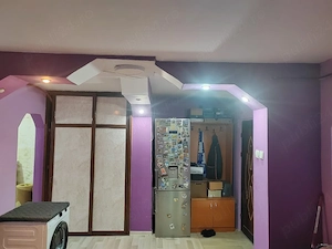 Se vinde apartament 3 camere+ living  - imagine 2