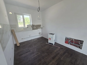 Duplex NOU. La asfalt. Aproape de Cuina - imagine 3