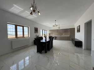 Casa parter- Frumusani Orasti. 4 camere. Noua. - imagine 2