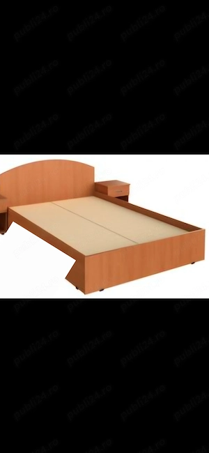 Vand pat 160 200 cm, din pal.Este demontat.