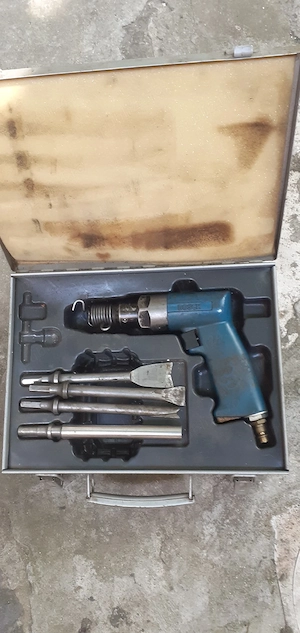 vand dalta pentru tinichigerie auto Bosch
