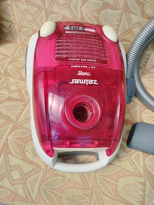 Aspirator Zelmer funcțional 