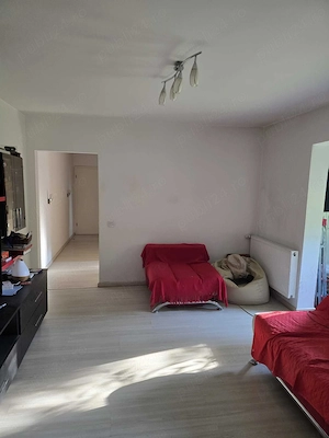 Apartament cu 3 camere, zona Favorit-Cetatii - imagine 6