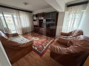 Apartament cu 3 camere, decomandat, 72 mp, zona Victoriei - imagine 2