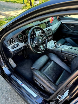 BMW Seria 5 (F10) 520xd xDrive - imagine 5