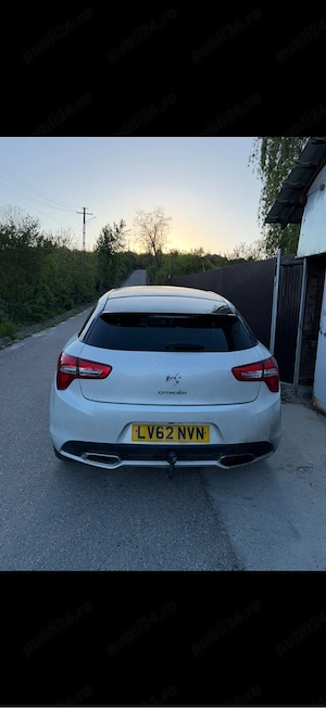 dezmembrez citroen ds5 - imagine 2