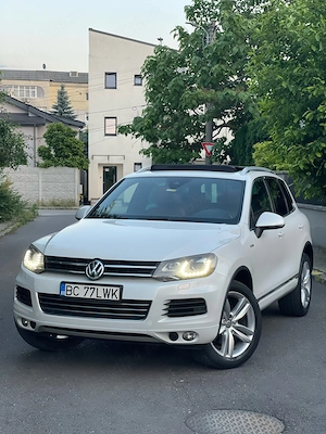 Vw Touareg Model X 3.0TDI 2013 245 cai Bluemotion  - imagine 2
