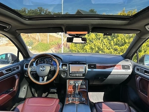 VW Touareg 2012 3.0 CRCA 245cp - imagine 5