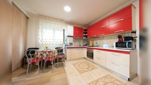 COMISION 0%! Apartament cu 3 camere  | Zona VIVO|PRET NEGOCIABIL - imagine 2