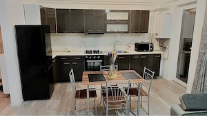inchiriez apartament 2 camere in giroc