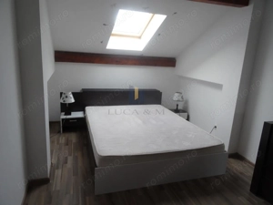 Apartament cu atmosfera aparte in Cetate - Str. Eugeniu de Savoya - Cl #259;dire renovata - imagine 4