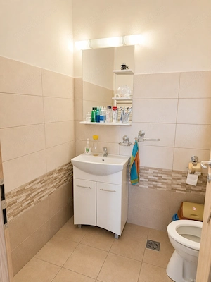 Vand apartament 2 camere - imagine 8