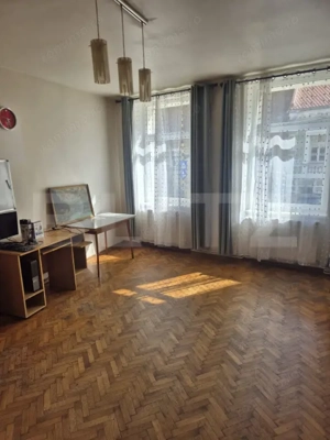 Casa cu potential excelent | Centru Istoric | Curte proprie | Garaj - imagine 2