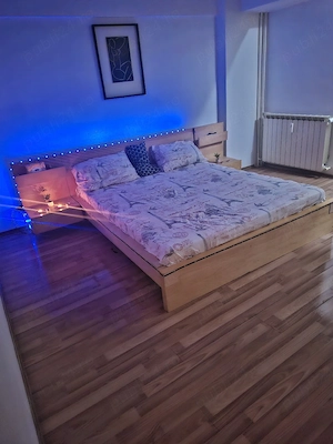 caut colega  ,rond alba iulia sector 3 