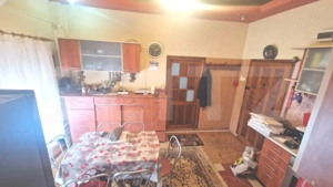 Apartament 2 camere decomandat cu 104 mp teren in acte etaj 2, Vila - imagine 6