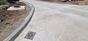Vand teren 100 euro mp suprafaţă 2500mp intravilan curent 220 - 380 zone betonate hale pe teren 564m - imagine 5