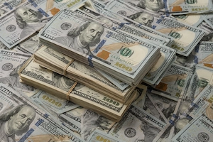 Poti sa faci si tu $10.000 ! Angajez creatoare de continut Onlyfans sau Videochat
