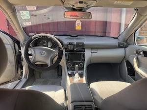 Mercedes-Benz C270 CDI - imagine 5