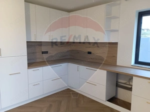 Casă deosebita cu 4 dormitoare in Oradea- Cihei - imagine 12