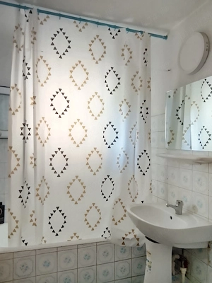 inchiriez apartament 3 camere