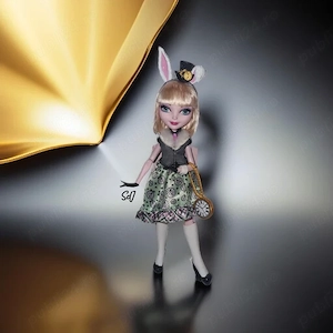 Ever After High Bunny Blanc