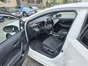 Toyota corolla E210 hatchback 2.0 hybrid - imagine 7