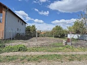 Teren de vanzare 