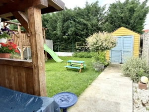 Locatie excelenta, duplex 3 camere, 79 mp utili, teren 324 mp teren - Sanandrei