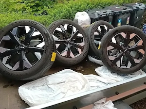 Vand jante  Originale Kia cu anvelope de vara Michelin. 235/50/R19 Dimensiuni jante- 7,5Jx19  Distan - imagine 4