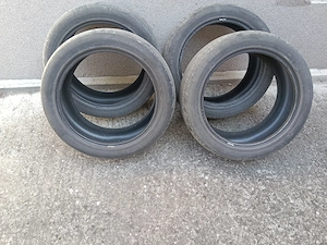 Vand 4 anvelope de vara Nokian 245 45 R18 50 de lei pe bucata 200 toate 4