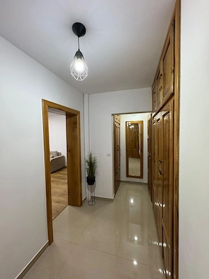 Apartament 3 camere Craiovei - imagine 5