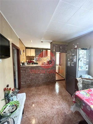 Casa din Caramida, Amprenta 80 mp si Teren 215 mp, Lumina - imagine 7
