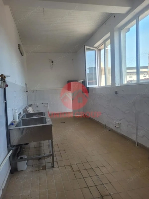 Spatiu Industrial Hala, peste 750 mp,  Amplasat pe un Teren de 2000 mp, Zona Cet - imagine 18