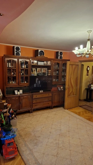Apartament 4 camere decomandat Titan