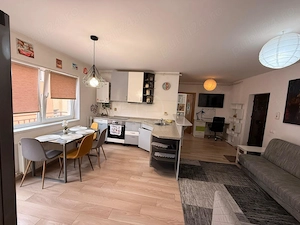 Exclusivitate !!! Zona Eroilor  FLORESTI