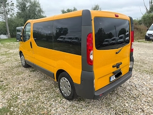 opel vivaro 2013 9 locuri  - imagine 2