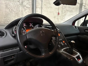Peugeot 5008 1.6 VTi ST 5p. 120hp 2010 - imagine 10